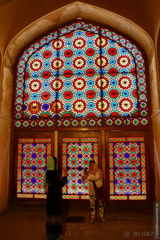 Альбом истории "Песок и соль Варзане, а также Язд, где жил Алладин"