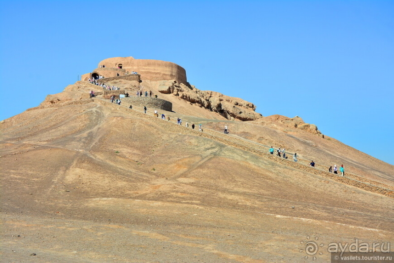 Альбом истории "Песок и соль Варзане, а также Язд, где жил Алладин"