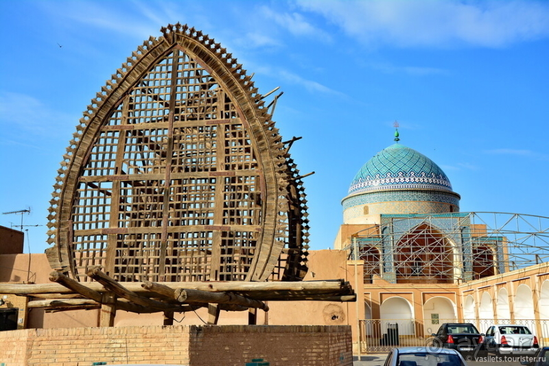 Песок и соль Варзане, а также Язд, где жил Алладин