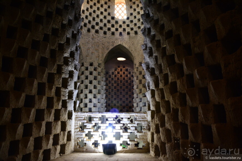 Песок и соль Варзане, а также Язд, где жил Алладин