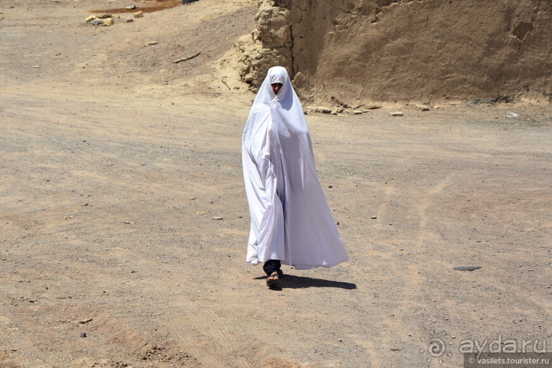 Песок и соль Варзане, а также Язд, где жил Алладин