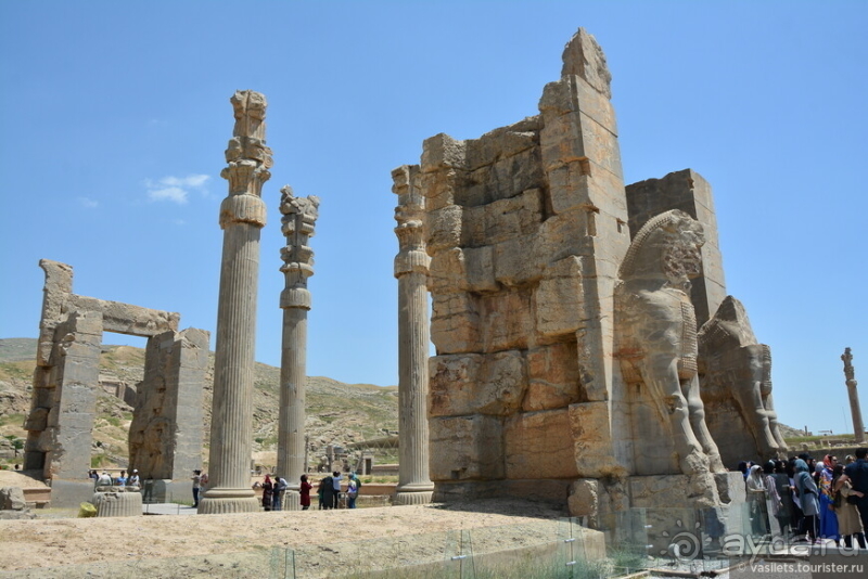 Шираз и кровавое озеро — финал персидской сказки