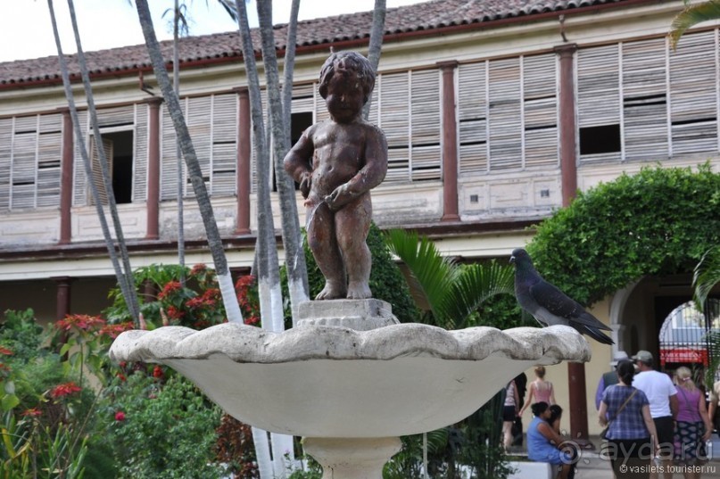 Альбом отзыва "В Сальвадор под конвоем"