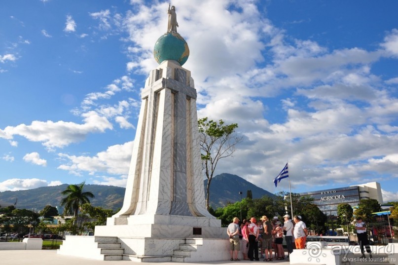 Альбом отзыва "В Сальвадор под конвоем"