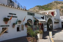 Михас - лошадиный белый город