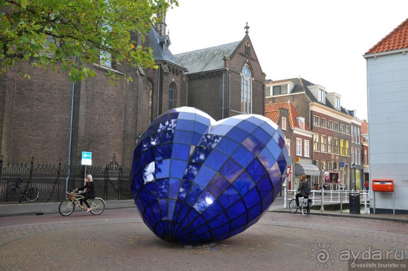 Делфт сверху и снизу