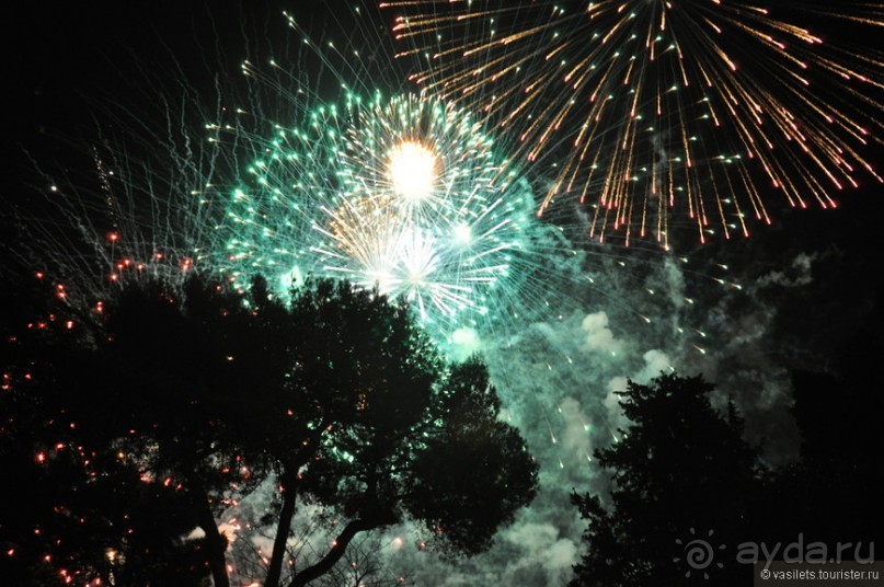 Барселона — день и ночь