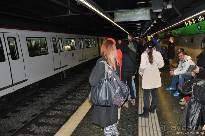 Барселона — день и ночь