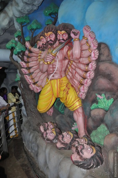 Вокруг, да около Гоа...