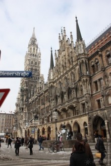 Альбом отзыва "Еще раз про Мюнхен"