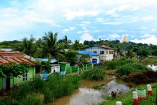 Бирманский небоскреб, храмы-дворцы и лачуги