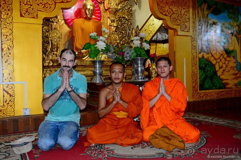 Бирманский небоскреб, храмы-дворцы и лачуги