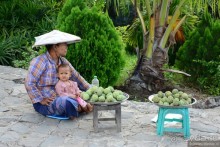 Бирманский небоскреб, храмы-дворцы и лачуги
