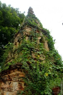 Бирманский небоскреб, храмы-дворцы и лачуги