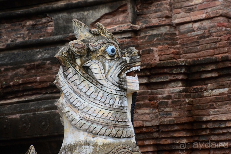 Бирманский небоскреб, храмы-дворцы и лачуги