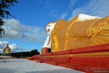 Бирманский небоскреб, храмы-дворцы и лачуги