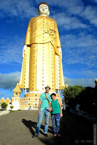 Бирманский небоскреб, храмы-дворцы и лачуги