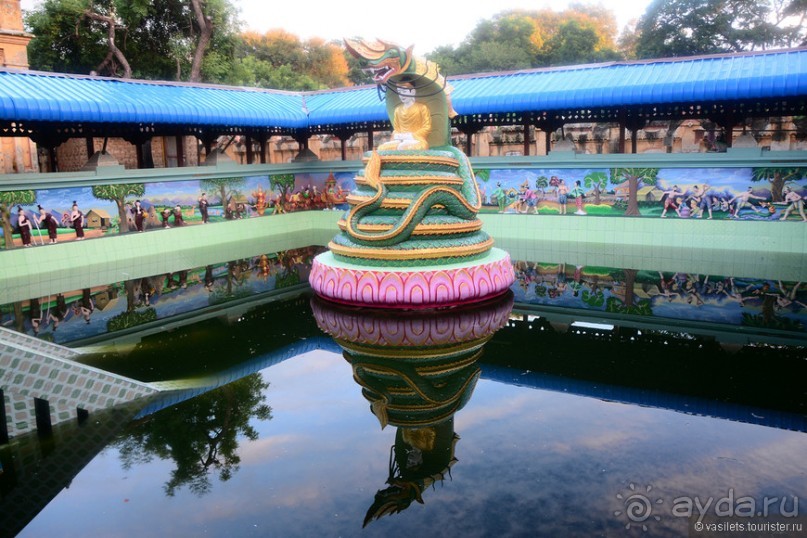 Бирманский небоскреб, храмы-дворцы и лачуги