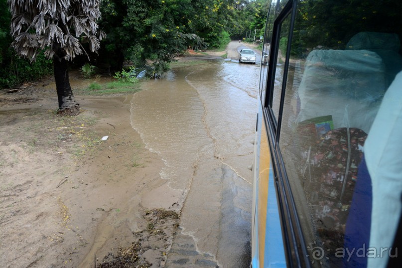 Бирманский небоскреб, храмы-дворцы и лачуги