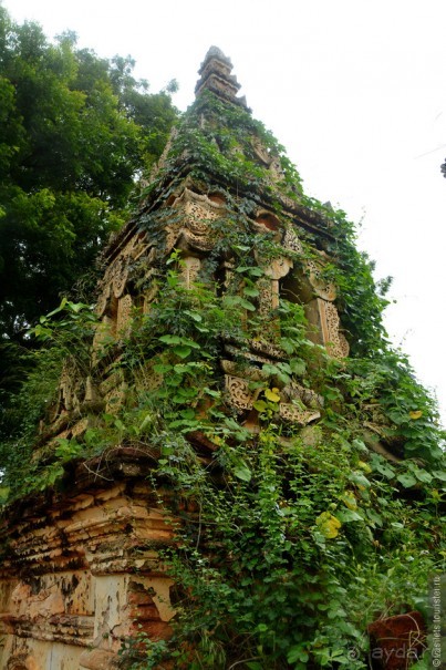 Бирманский небоскреб, храмы-дворцы и лачуги