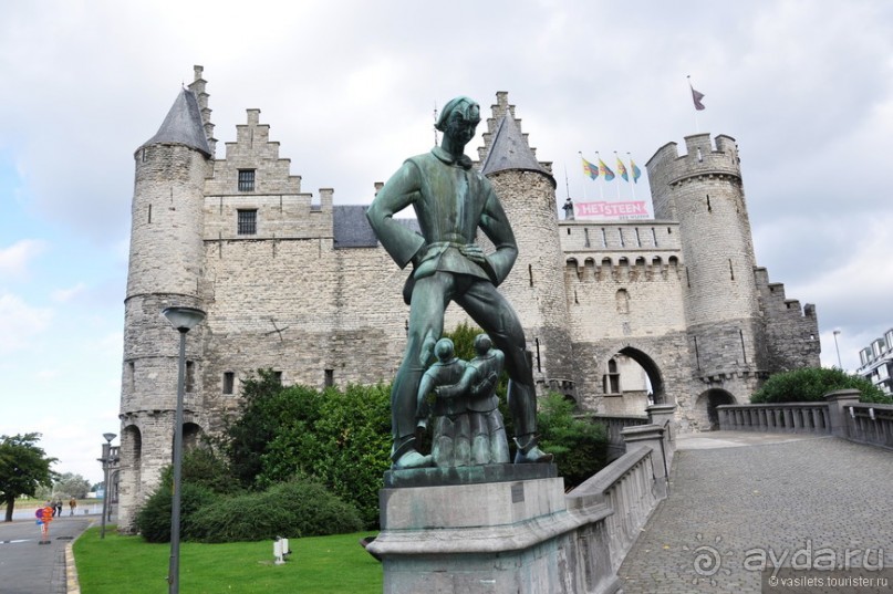 Наскоком по Бенилюксу