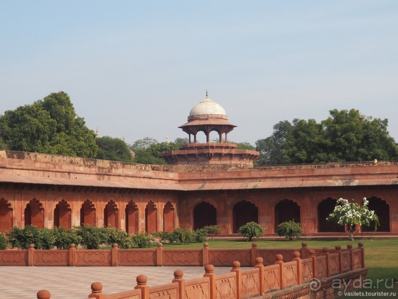 Тадж Махал — бриллиант в индийском трэше