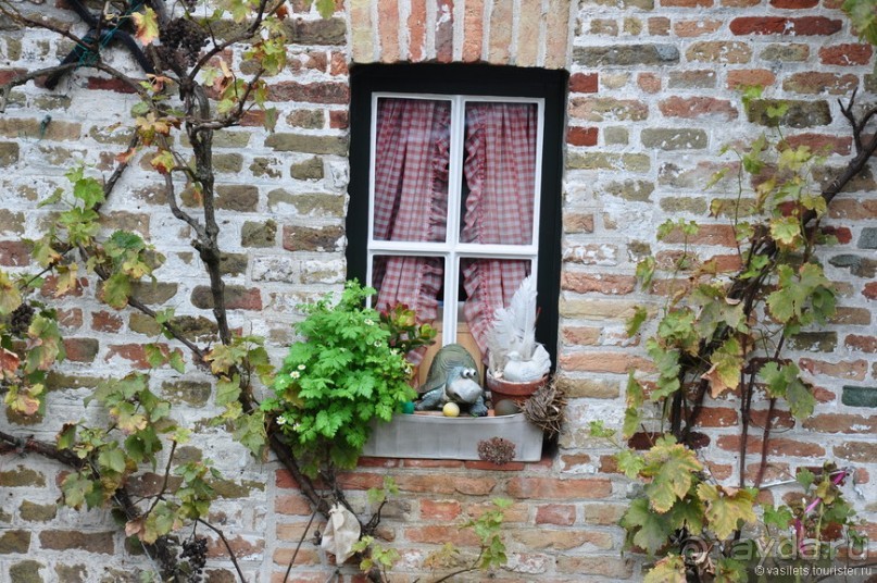 Брюгге пасмурный и солнечный