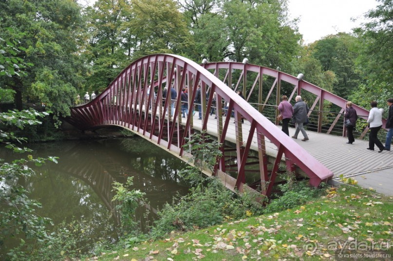 Брюгге пасмурный и солнечный