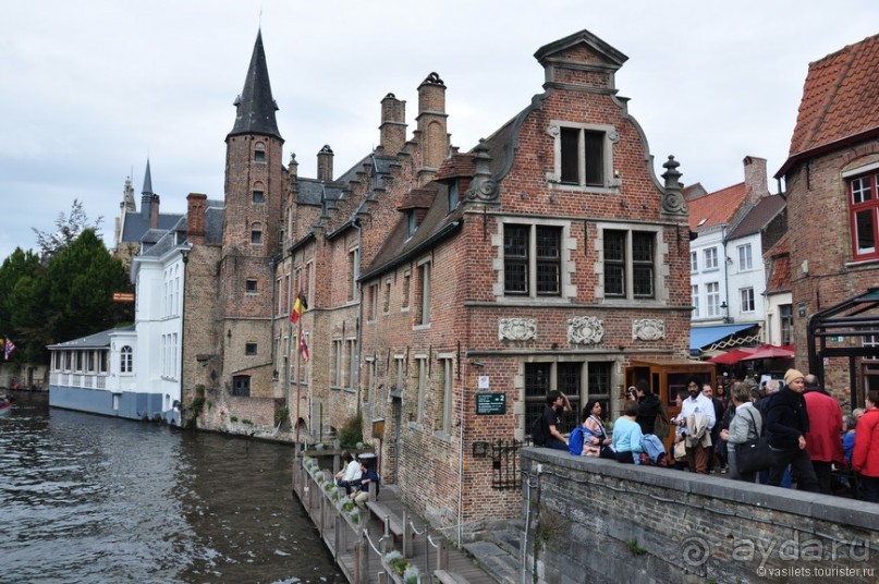 Брюгге пасмурный и солнечный