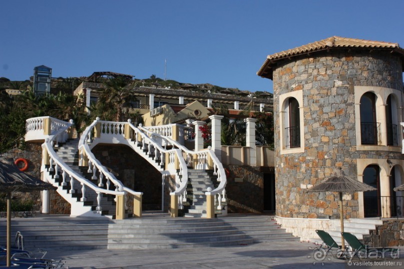 Критские хроники с летающими овцами