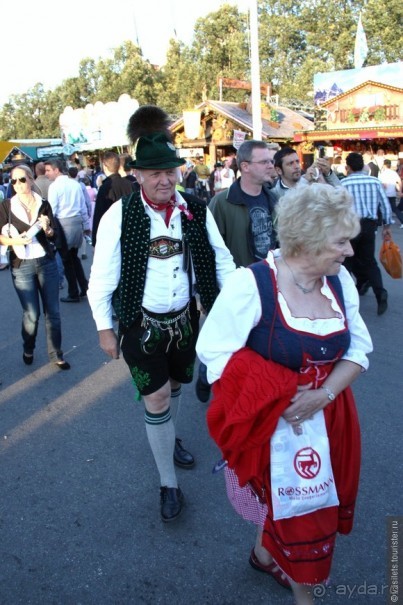 Пиво есть, а драки нет. ОКТОБЕРФЕСТ Пиво есть, а драки нет. ОКТОБЕРФЕСТ