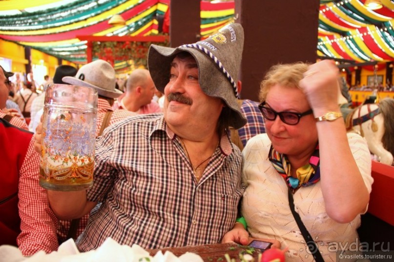 Пиво есть, а драки нет. ОКТОБЕРФЕСТ Пиво есть, а драки нет. ОКТОБЕРФЕСТ