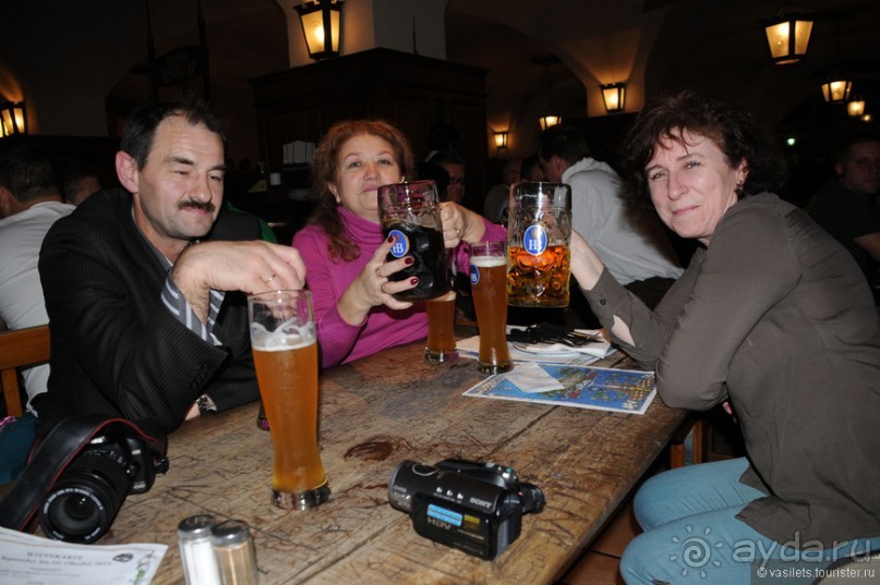 Пиво есть, а драки нет. ОКТОБЕРФЕСТ Пиво есть, а драки нет. ОКТОБЕРФЕСТ