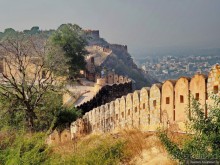 Золотой треугольник Индии на поездах и тук-туках