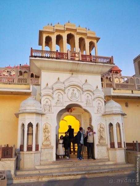 Золотой треугольник Индии на поездах и тук-туках