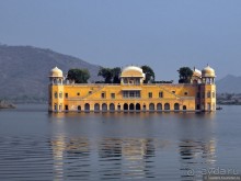 Золотой треугольник Индии на поездах и тук-туках