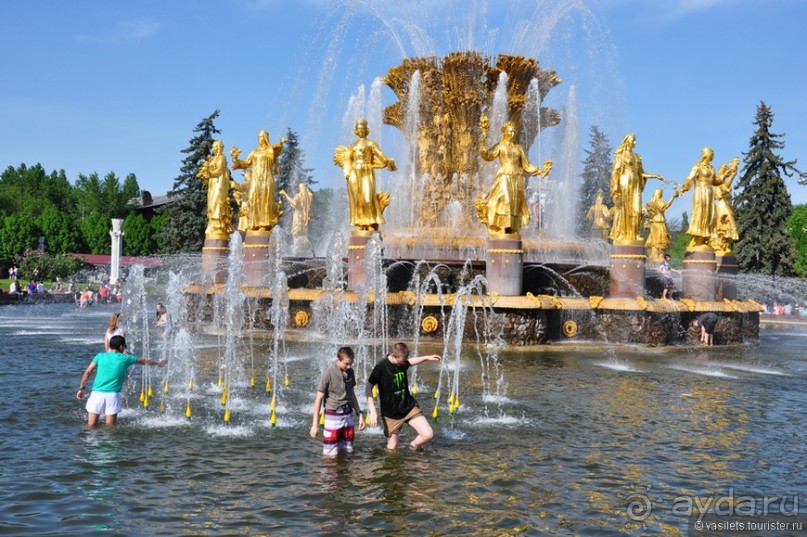 Москва, устремленная ввысь