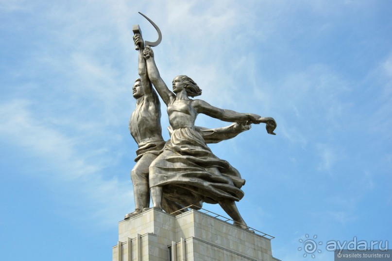 Москва, устремленная ввысь