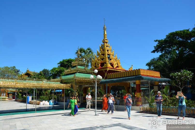 Сияет золотом Янгон