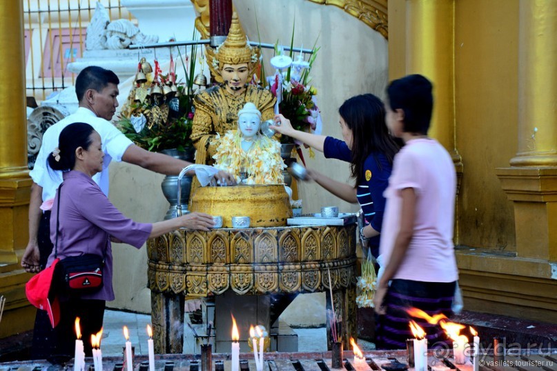 Сияет золотом Янгон