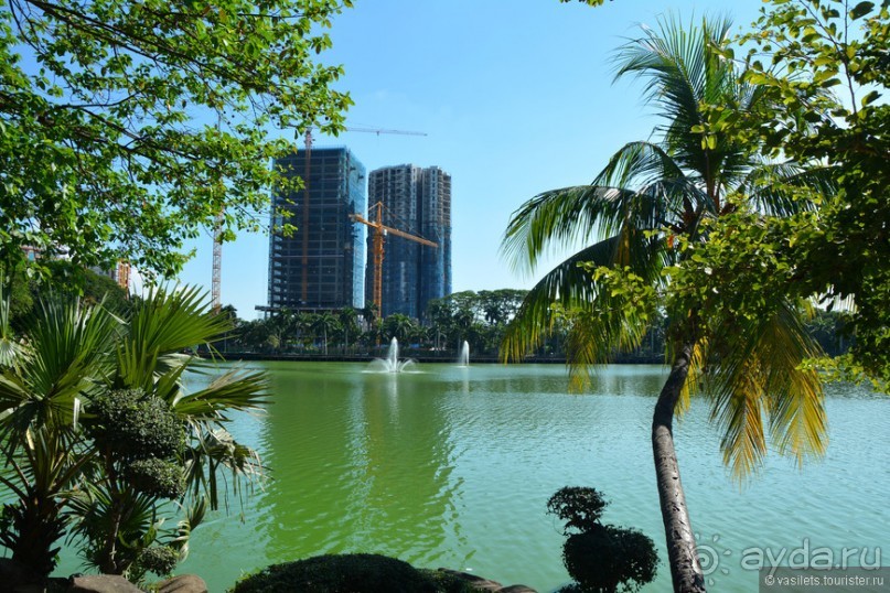 Сияет золотом Янгон