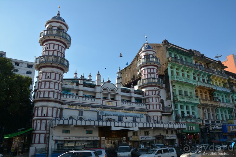 Сияет золотом Янгон