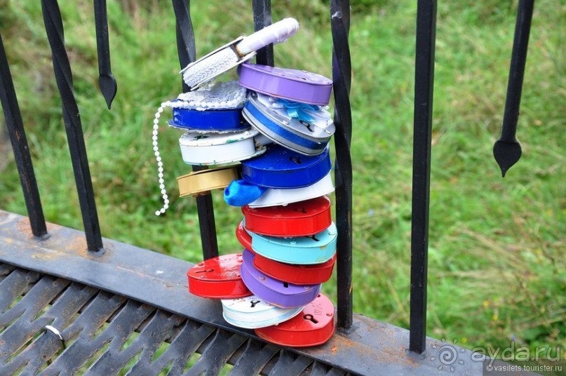 Загадочная церковь и странный недострой