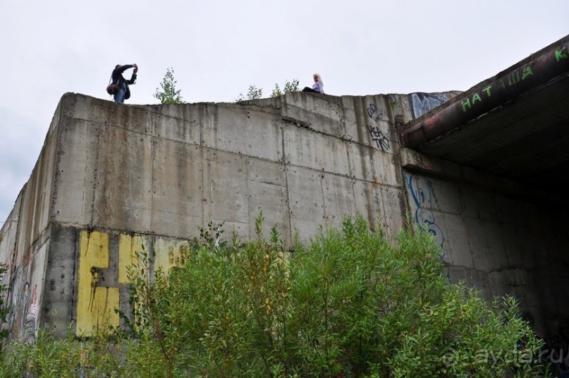 Загадочная церковь и странный недострой