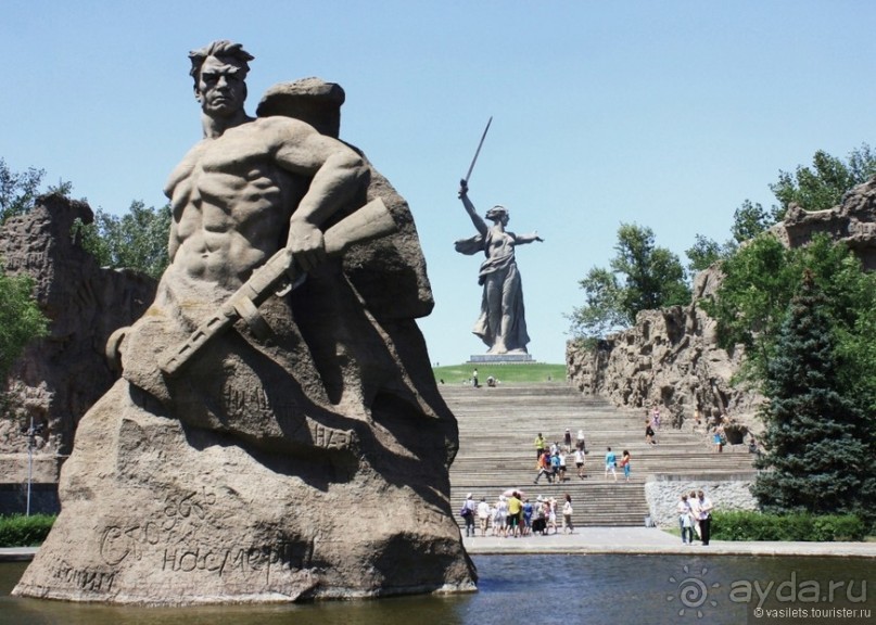 Вверх по Волге-реке, вниз по Волге-реке