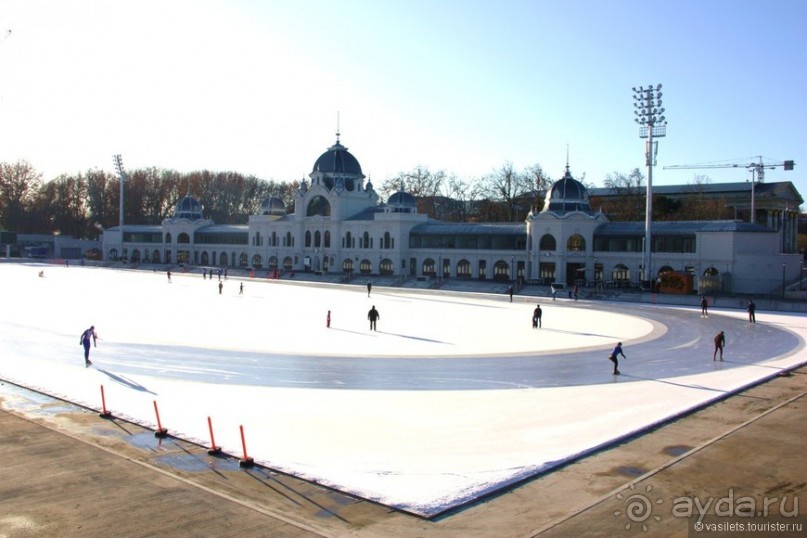 Будапешт. Яркий день перед новогодней ночью