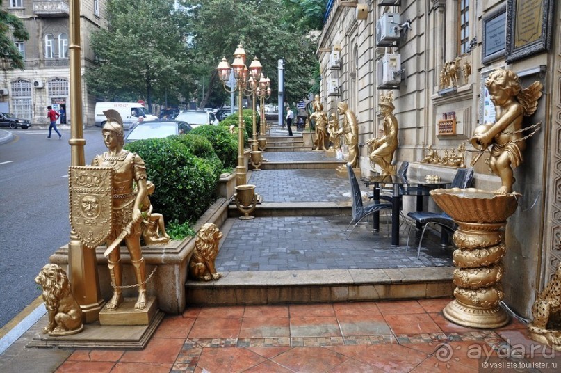 Вокруг Баку с таксишником