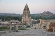 Индия. Хампи. Ищем Маугли