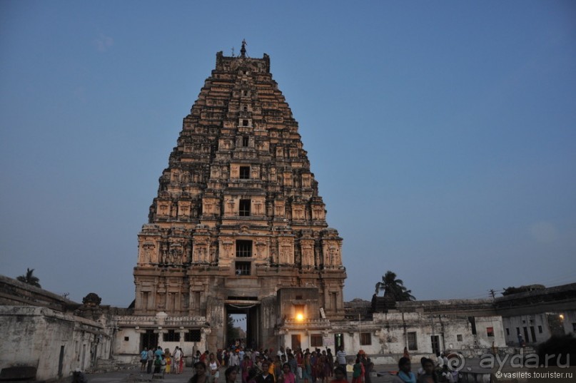 Индия. Хампи. Ищем Маугли