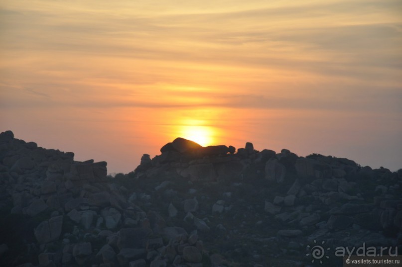 Индия. Хампи. Ищем Маугли